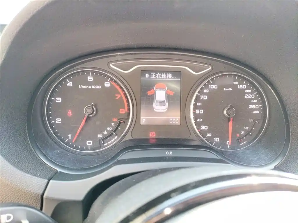 Audi A3 (Import) 2014 Limousine 40 TFSI S line Comfort фото 4