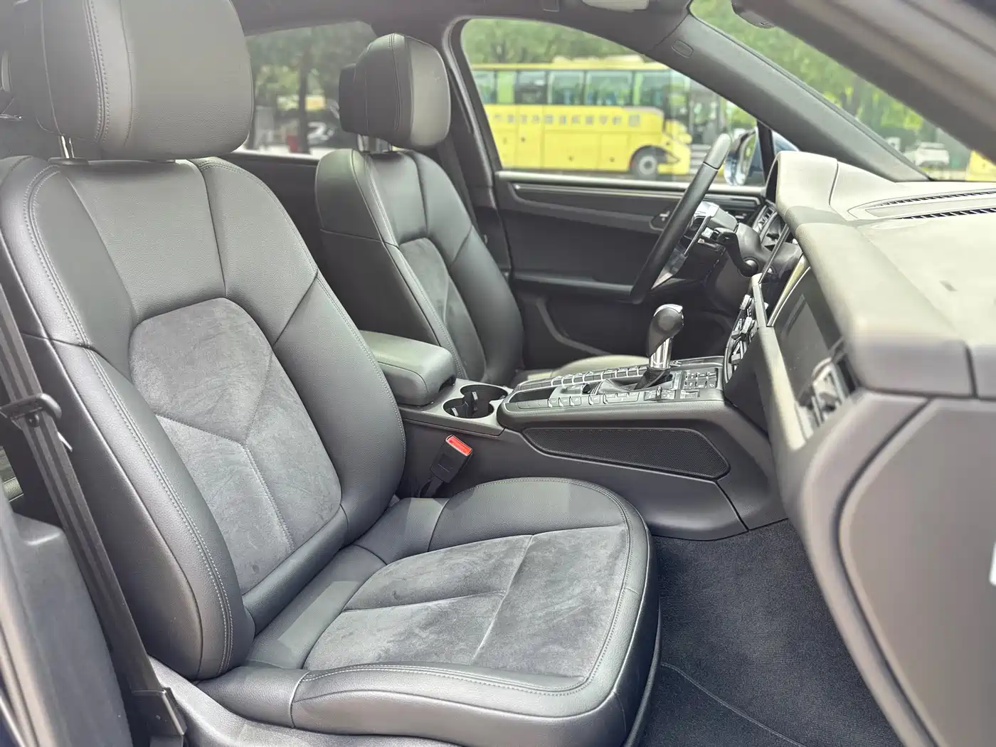 Porsche Macan 2020 Macan 2.0T фото 42
