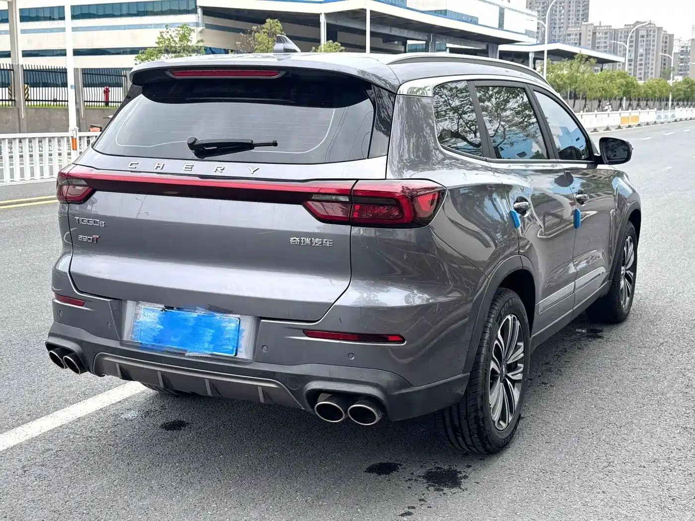 CHERY TIGGO 8