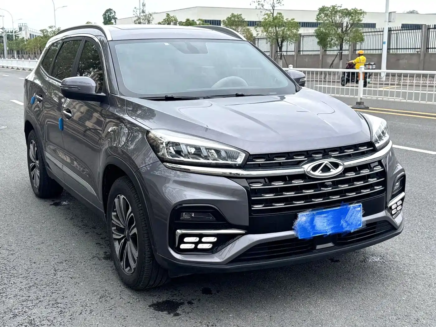 CHERY TIGGO 8
