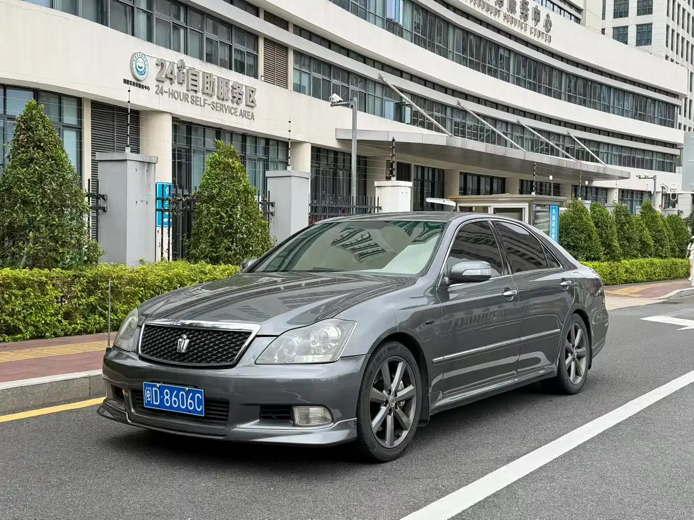 Toyota Crown 2005 2005 Model 3.0L Royal Saloon