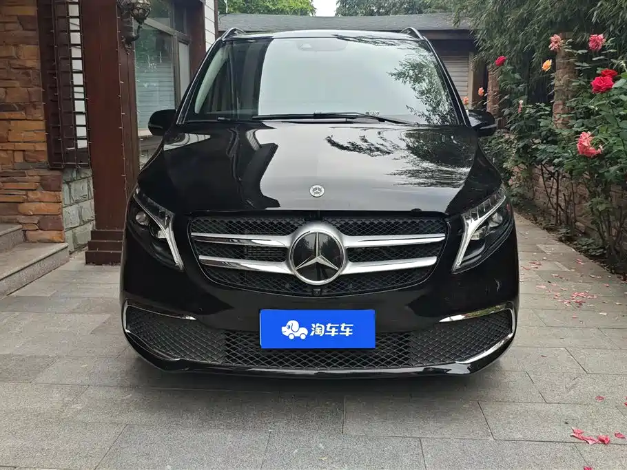 Mercedes-Benz V-Class 2022 V 260 Prestige Edition фото 2