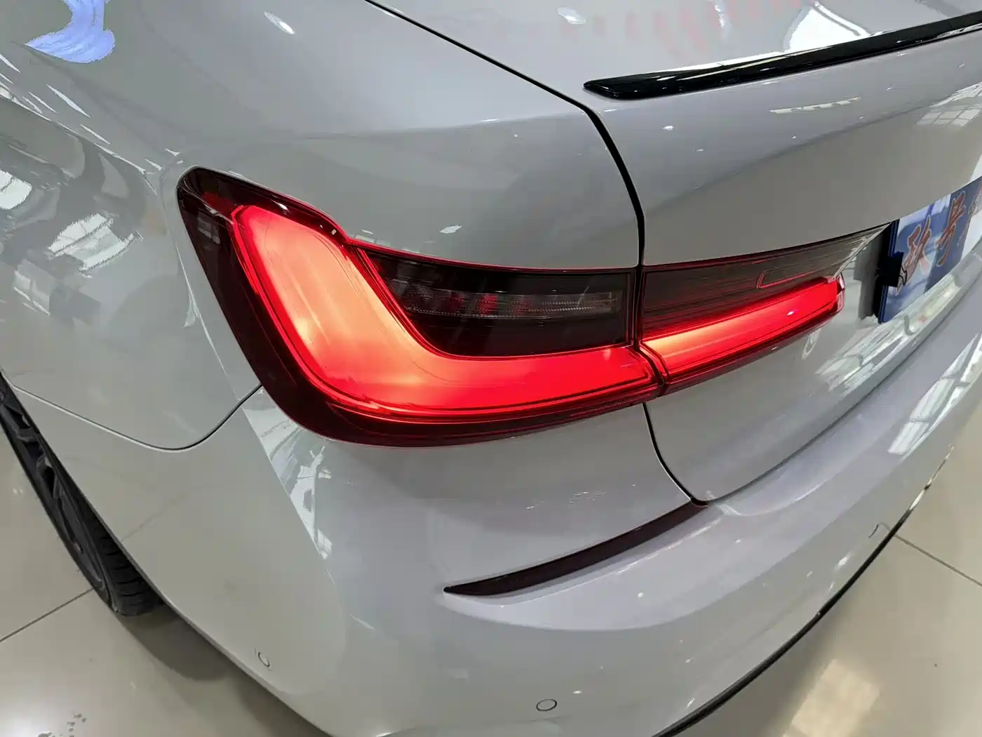 BMW 3 Series 2021 Facelift 325Li M Sport Shadow Edition фото 17