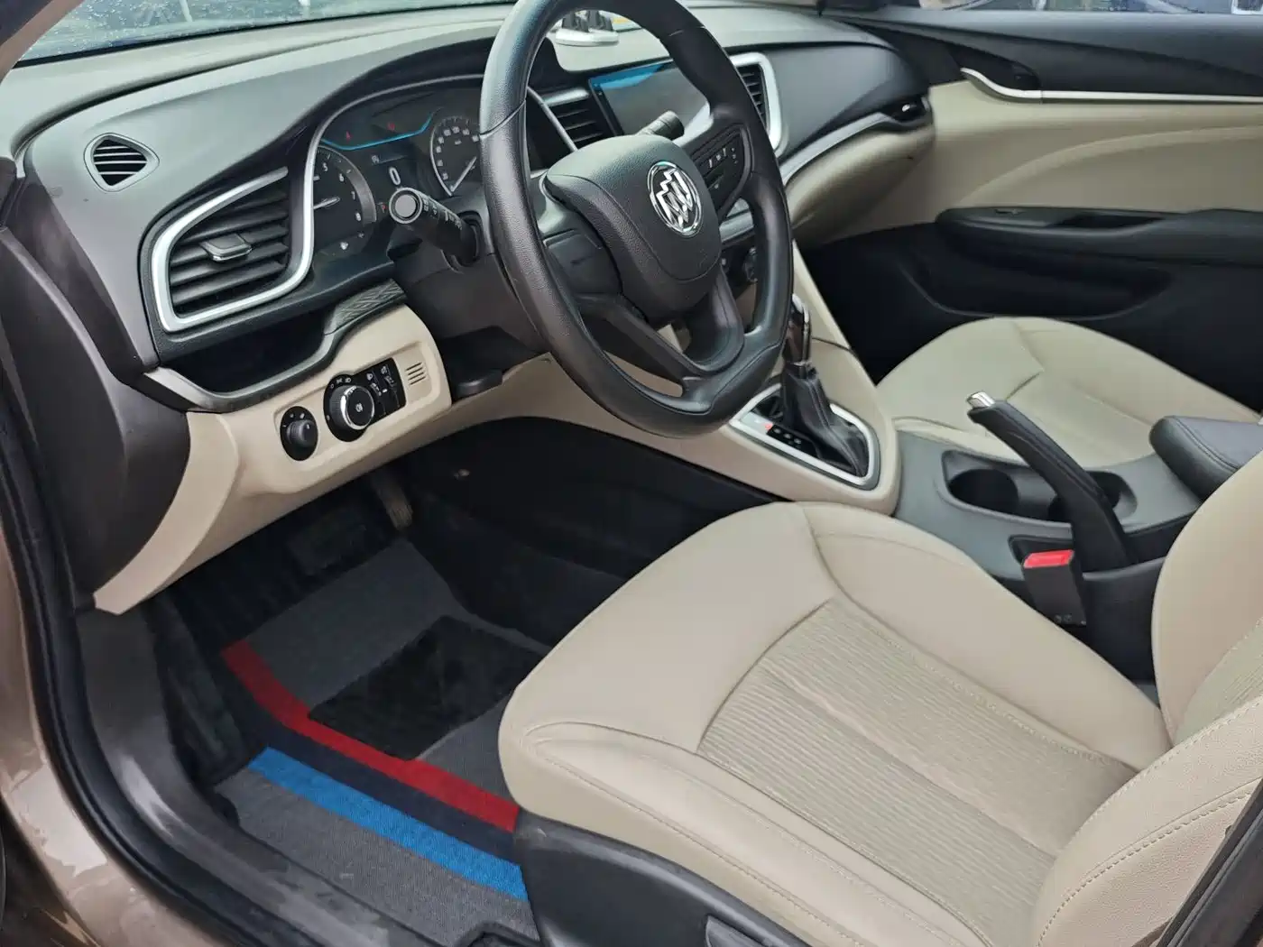 Buick Excelle 2017 15N Automatic Elite фото 4