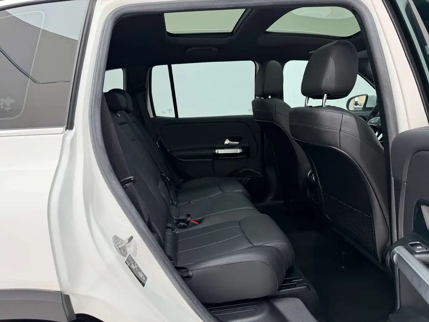 Mercedes-Benz GLB 2020 Facelift GLB 200 Dynamic фото 18