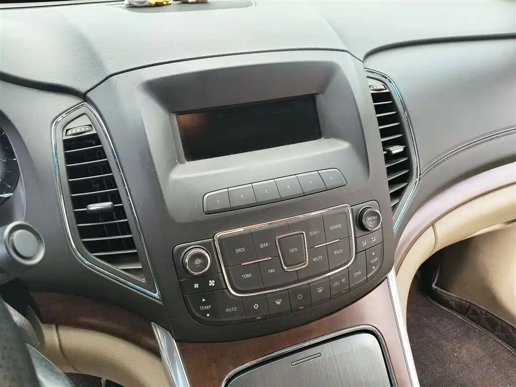 Roewe 950 2015 2015 1.8T Elite Edition