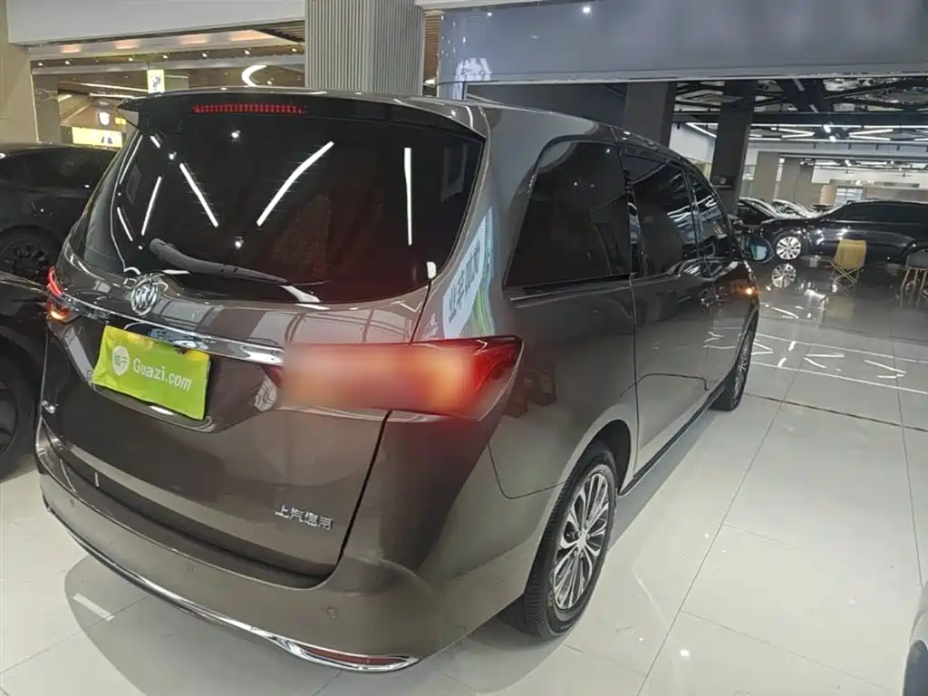 BUICK GL8