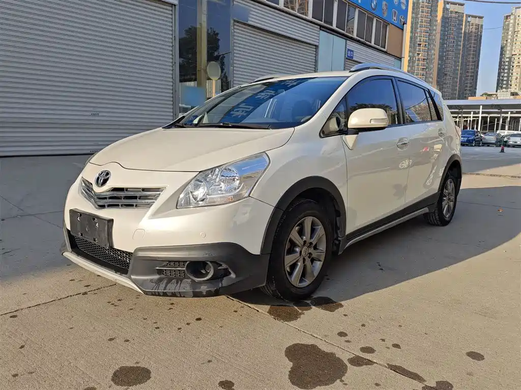Toyota E'Z 2015 180E CVT Crossover Edition