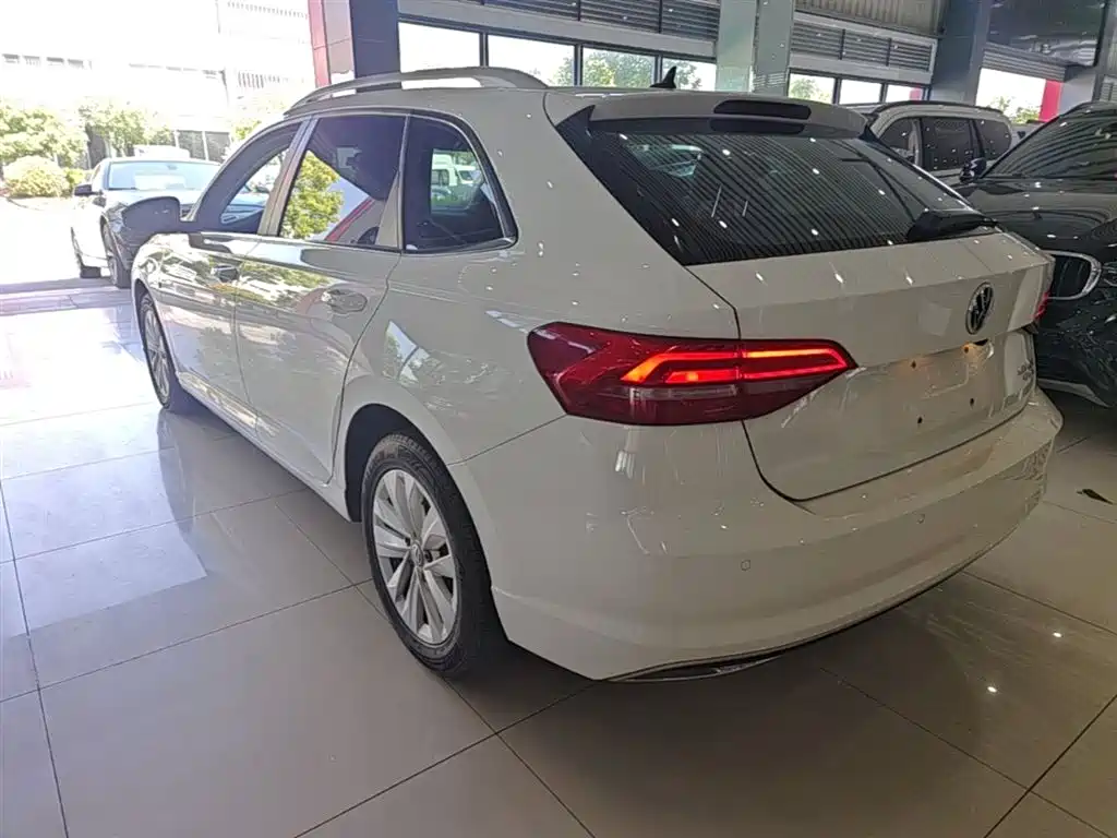 Volkswagen Lavida 2018 Hatchback 280TSI DSG Comfort Edition China V фото 5