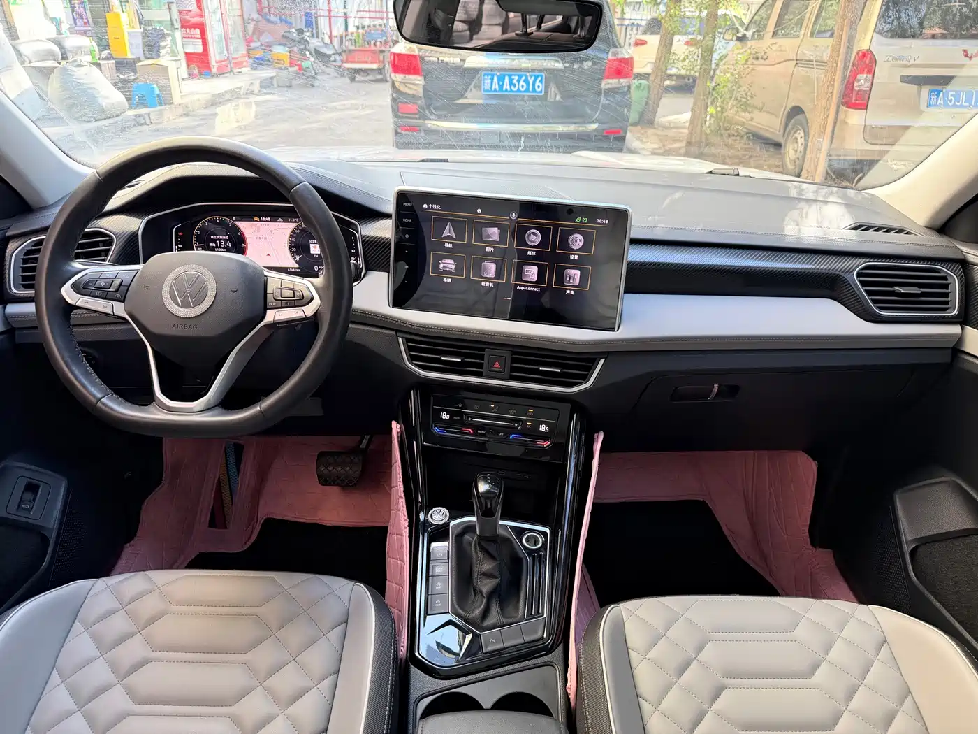 صورة 6 - Volkswagen Tayron