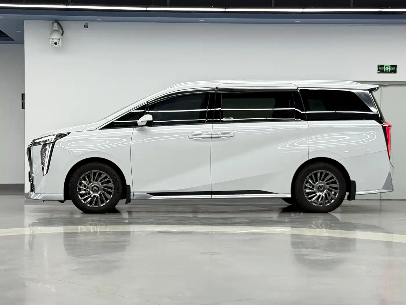 GAC Trumpchi Trumpchi M8 2023 Model Master Series 400T Flagship Edition фото 2