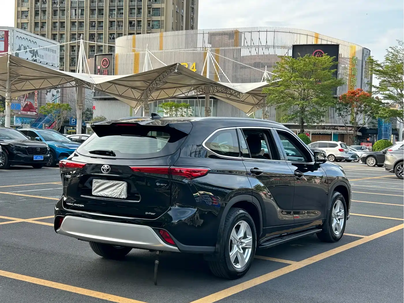 Toyota Highlander 2024 2.5L Smart Hybrid 4WD Elite 7-seater фото 7