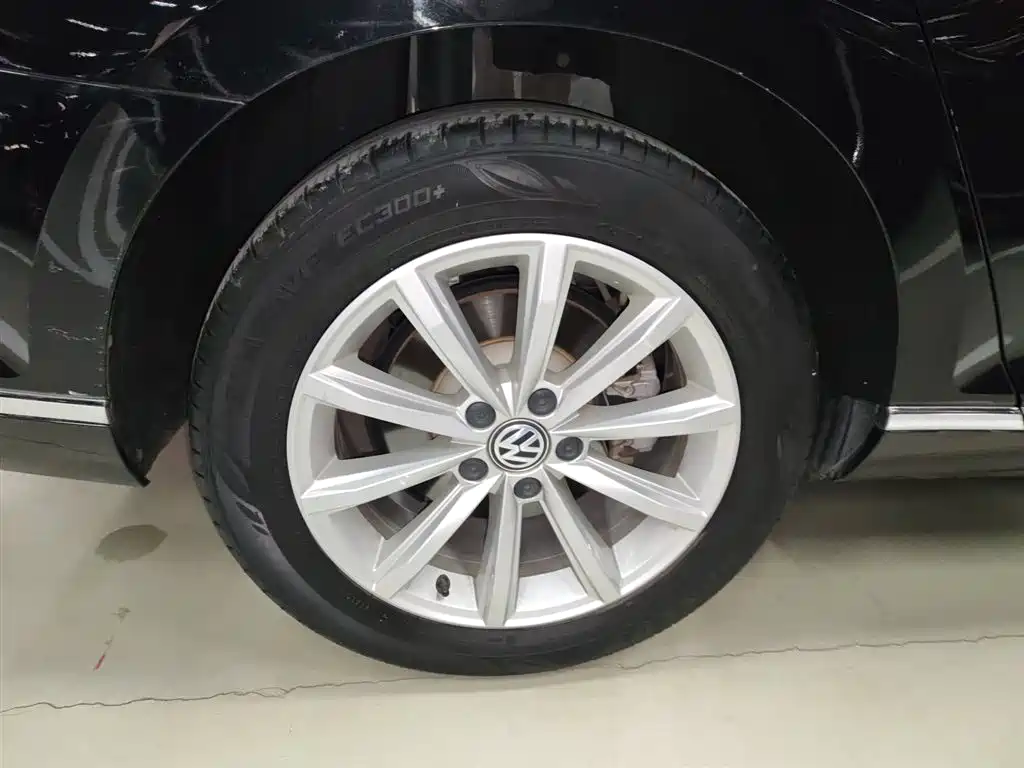 Volkswagen Magotan 2019 330TSI DSG Leading China VI фото 26
