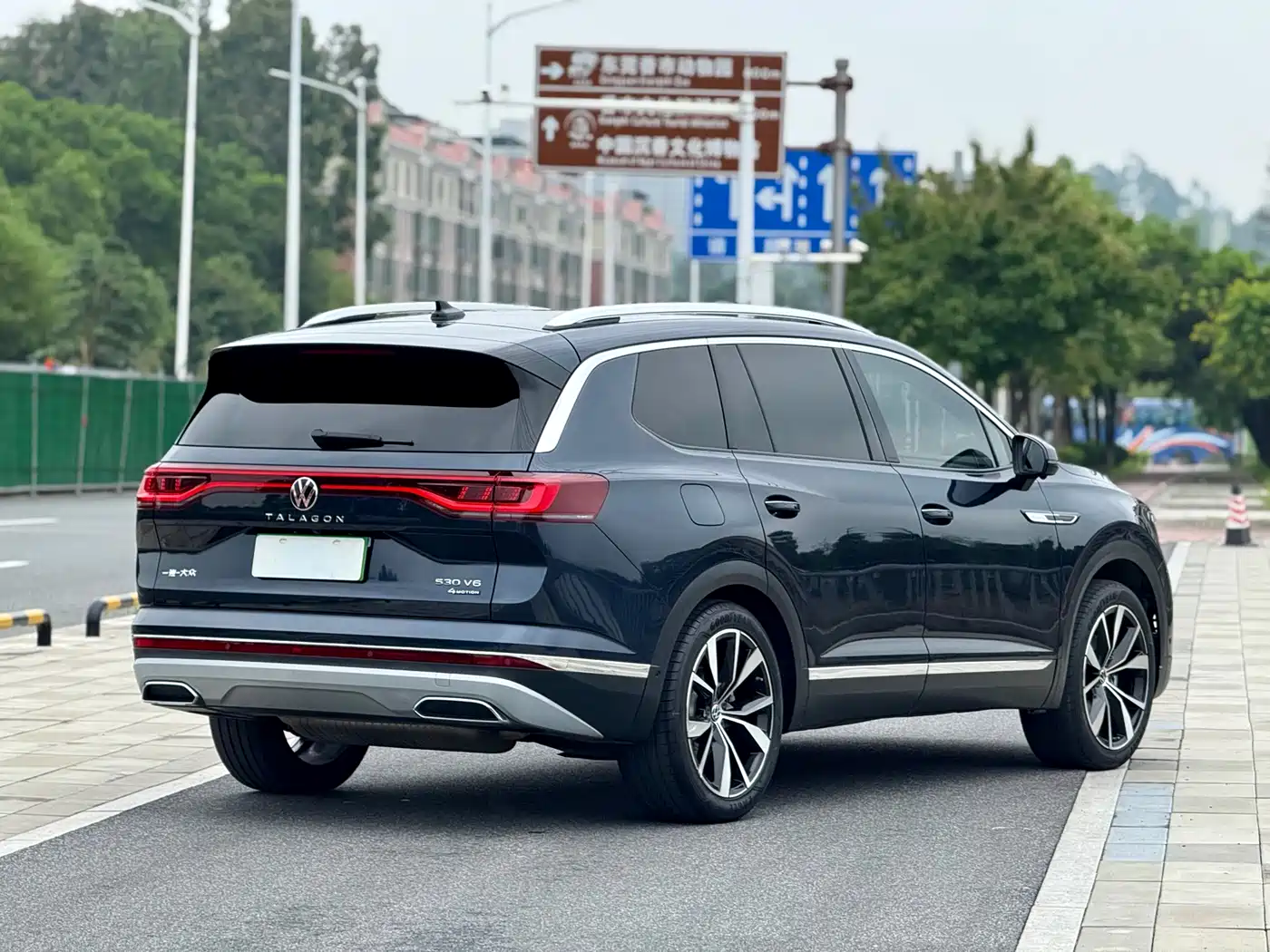 Volkswagen Talagon 2023 Facelift 530TSI 4WD Flagship Victory Pro Edition 6-Seater фото 6