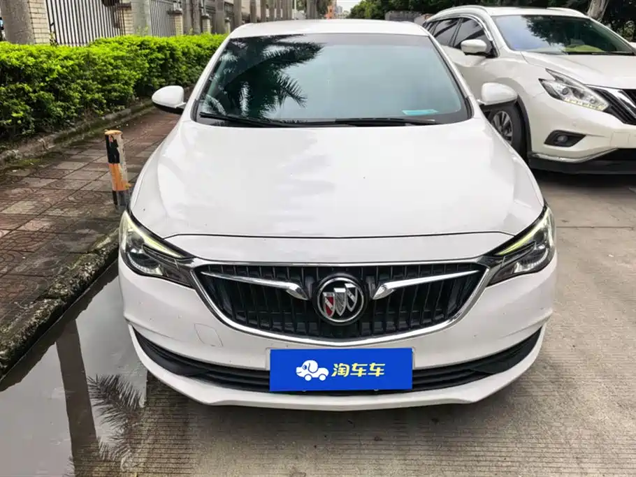 Buick Excelle 2019 15T DCT Progressive Type China VI фото 2