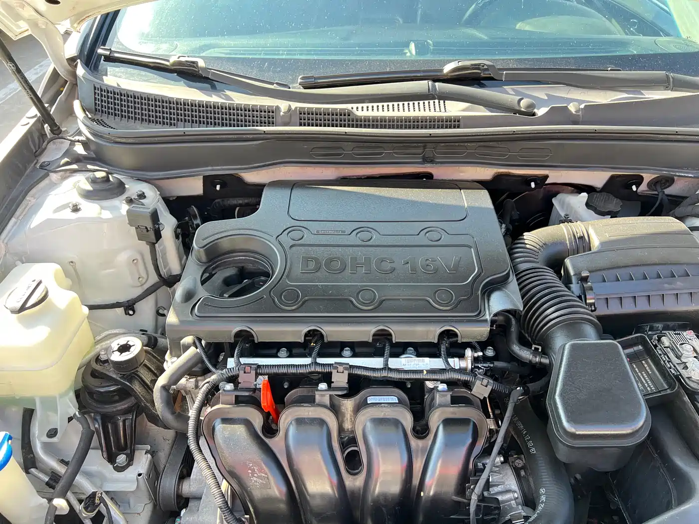 Hyundai Sonata 2015 2.4L LUX Ultimate фото 27