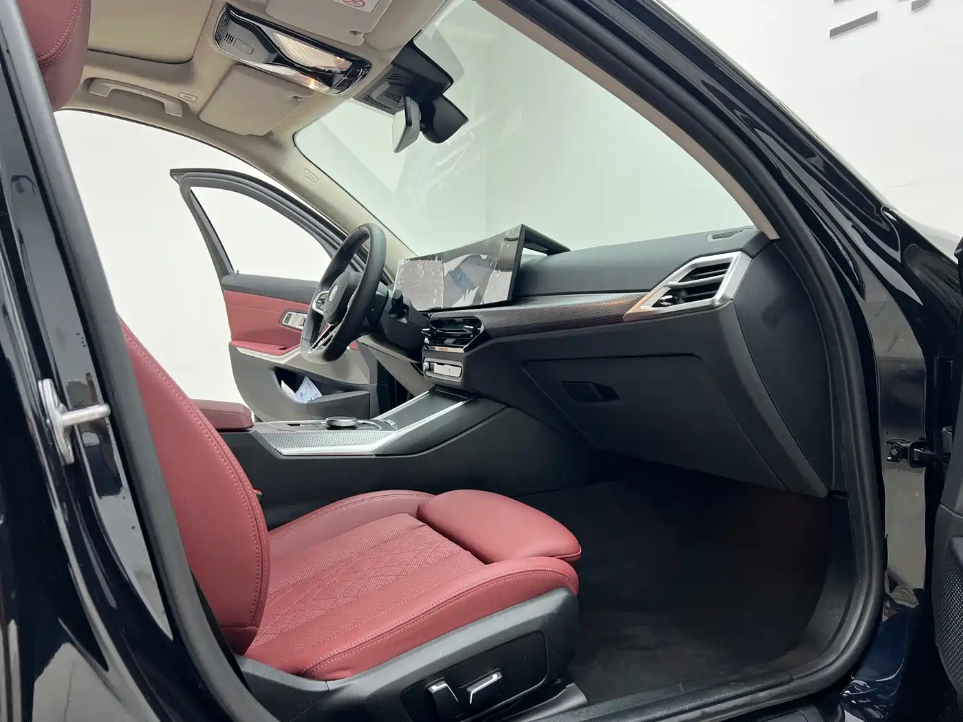 BMW i3 2024 eDrive 40 L Shadow Night Package фото 15