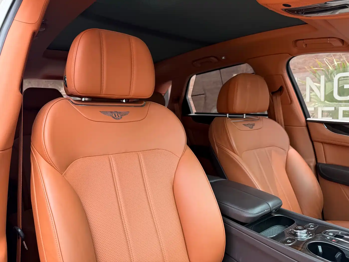Bentley Bentayga 2018 4.0T V8 фото 8