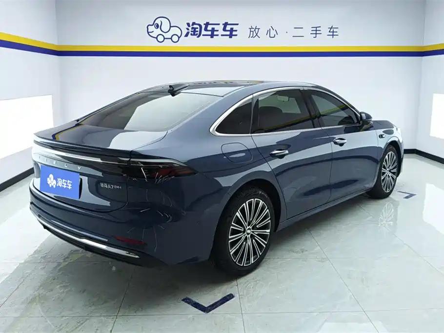 Geely Galaxy Galaxy A7 2025 EM-i фото 3