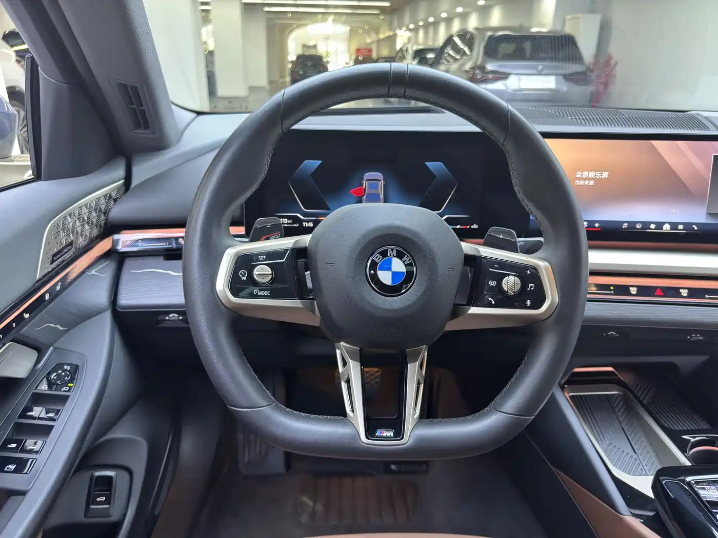 BMW 5 Series 2024 530Li Premium M Sport Package фото 13
