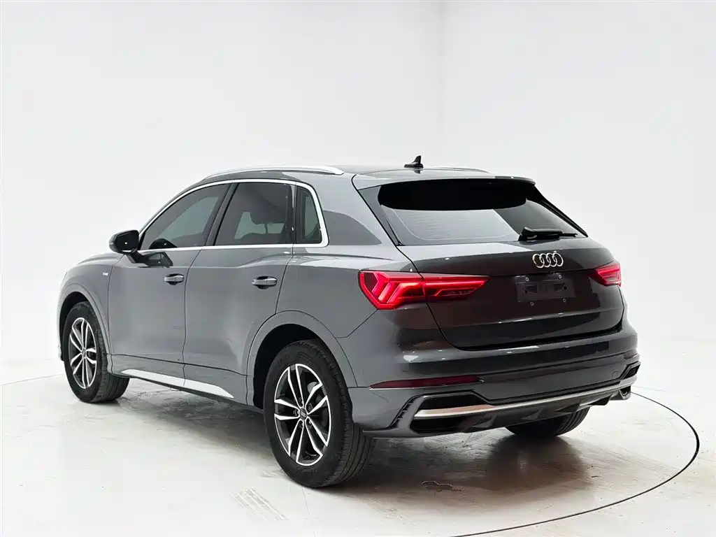 Audi Q3 2022 35 TFSI Progressive Dynamic фото 4
