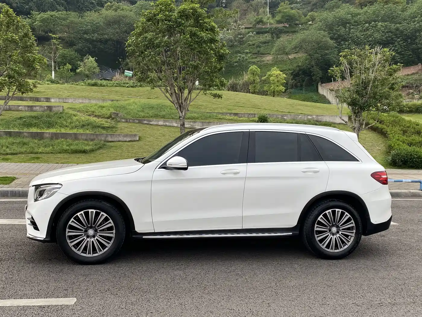 Mercedes-Benz GLC 2016 2017 GLC 260 4MATIC Dynamic