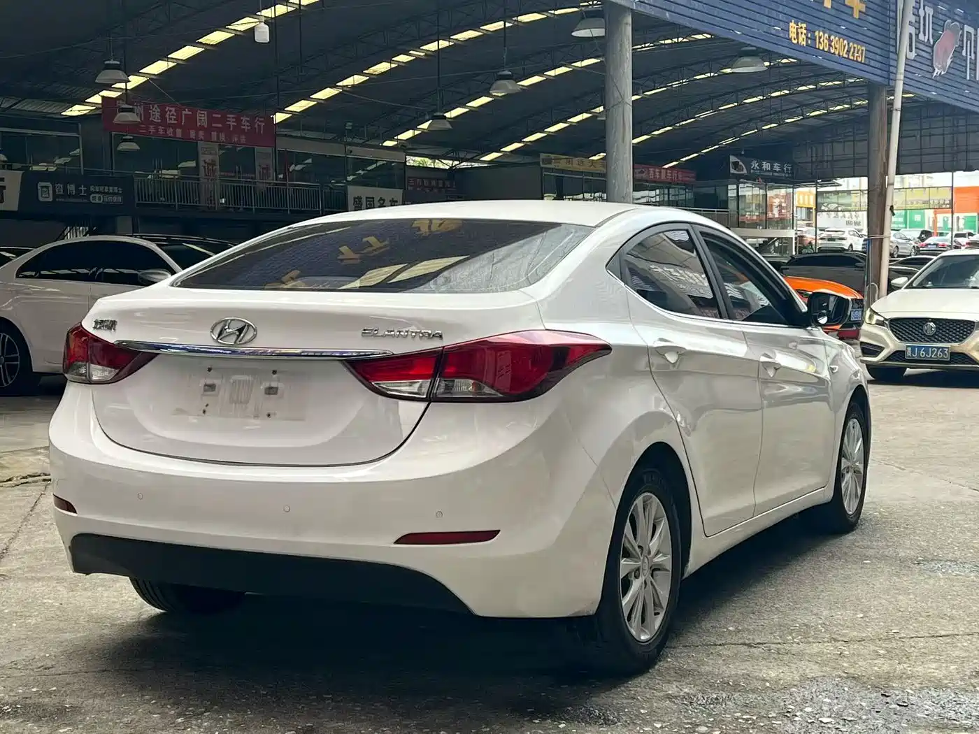 Hyundai Langdong 2016 1.6L Automatic Smart Edition фото 9