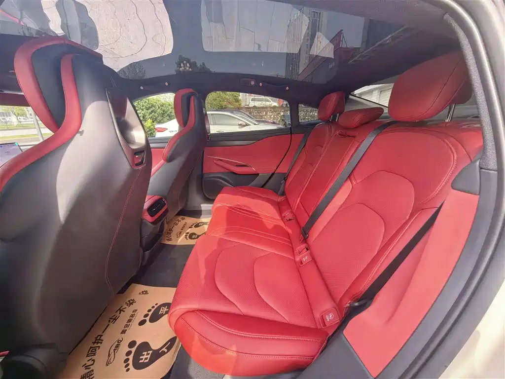 XIAOMI CAR XIAOMI SU7