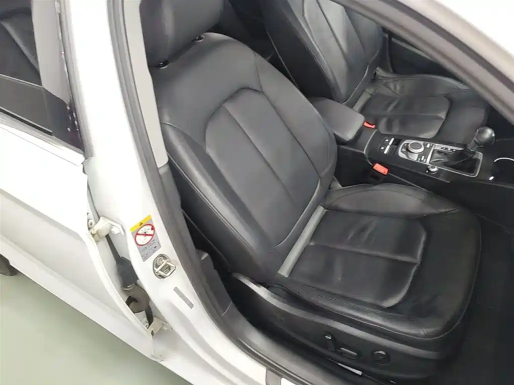 Audi A3 2017 Limousine 35 TFSI Style фото 25