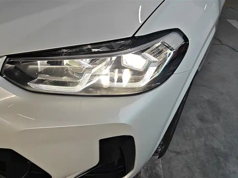 BMW iX3 2024 Leading Edition фото 5