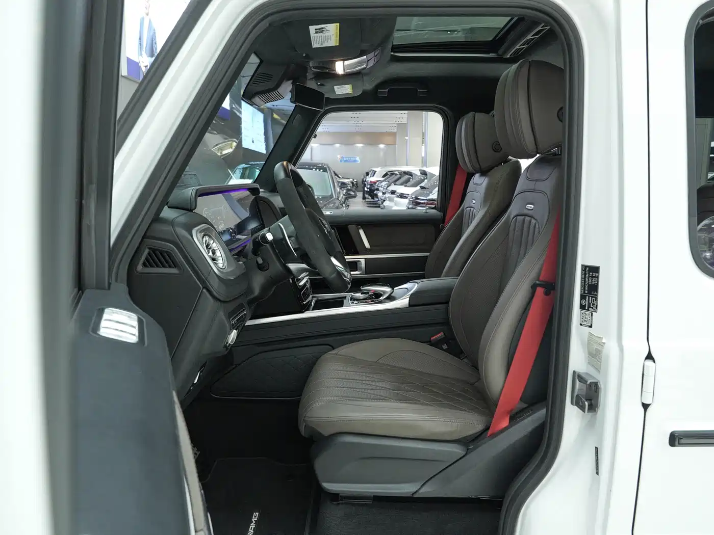 Mercedes-Benz G-Class AMG 2023 AMG G 63 фото 11