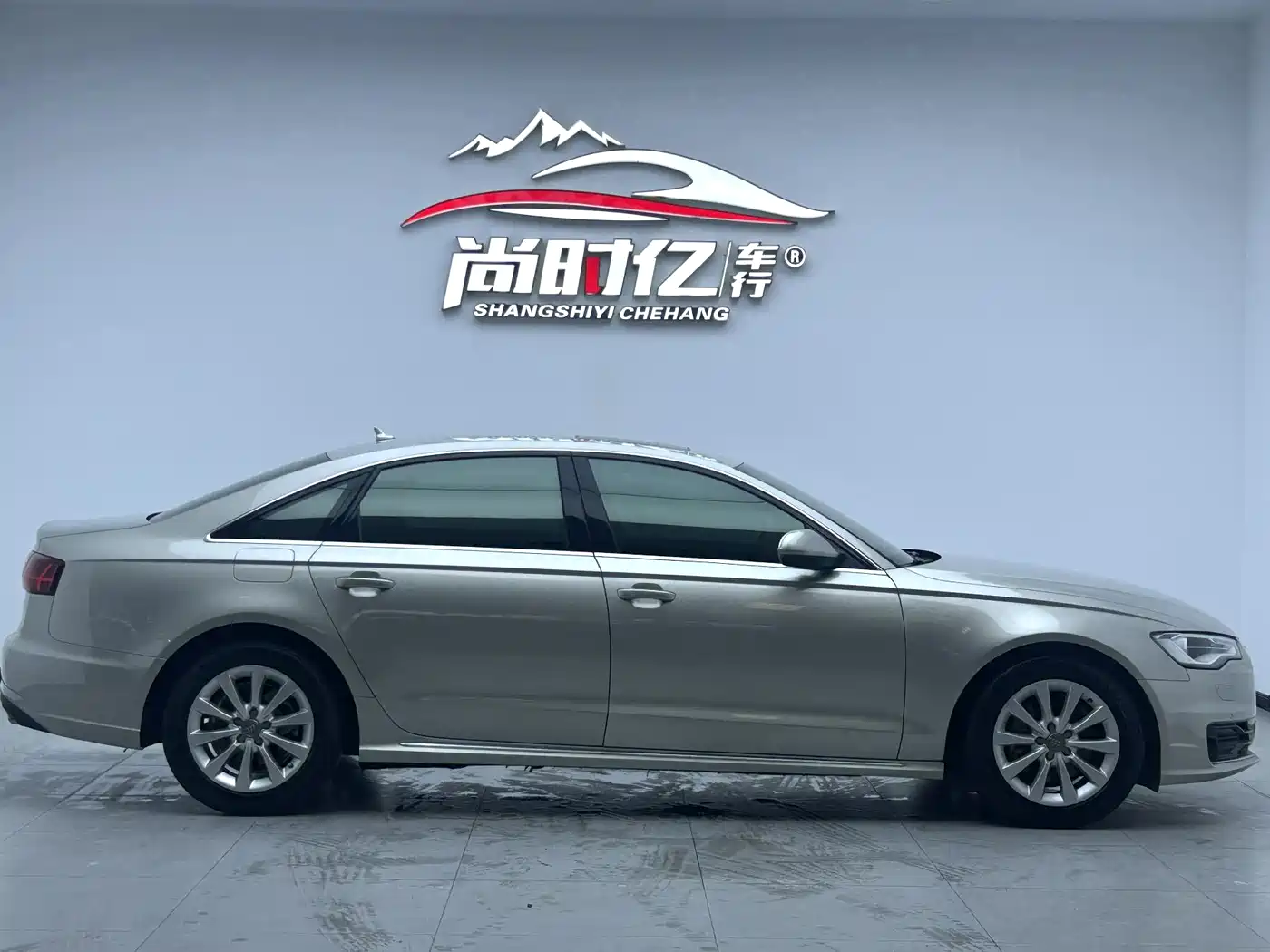 Audi A6L 2017 30 FSI Technology фото 4