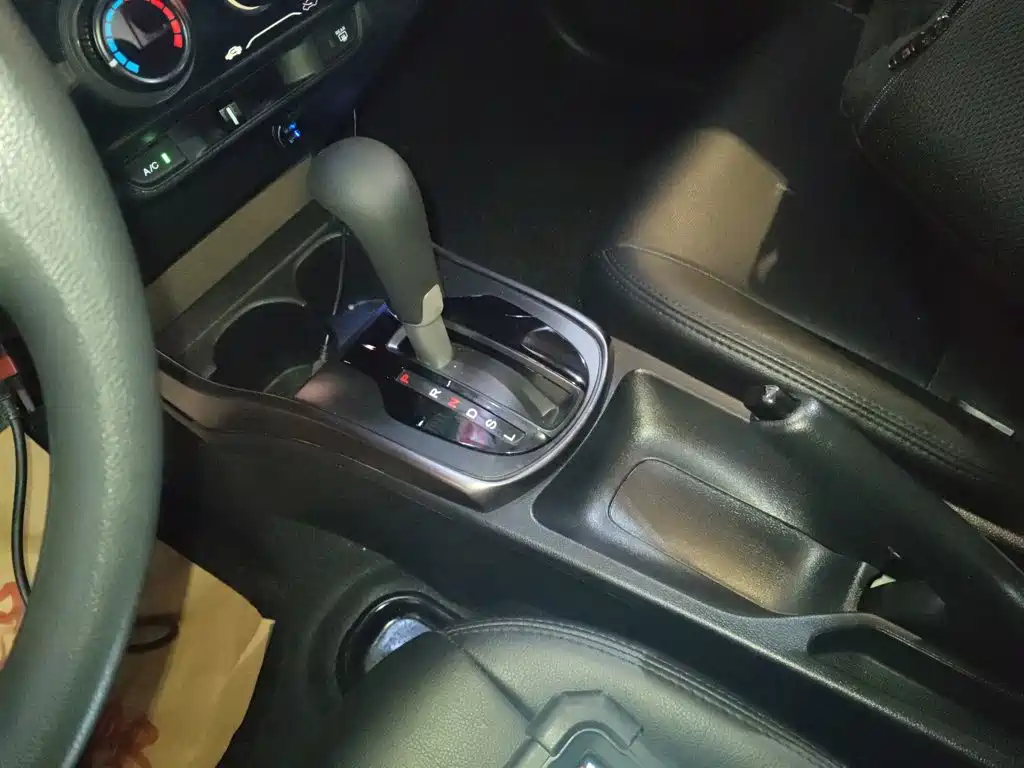 Honda Greiz 2018 2016 1.5L CVT Classic Edition