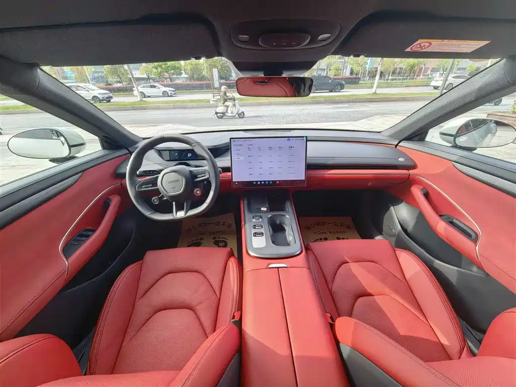 XIAOMI CAR XIAOMI SU7