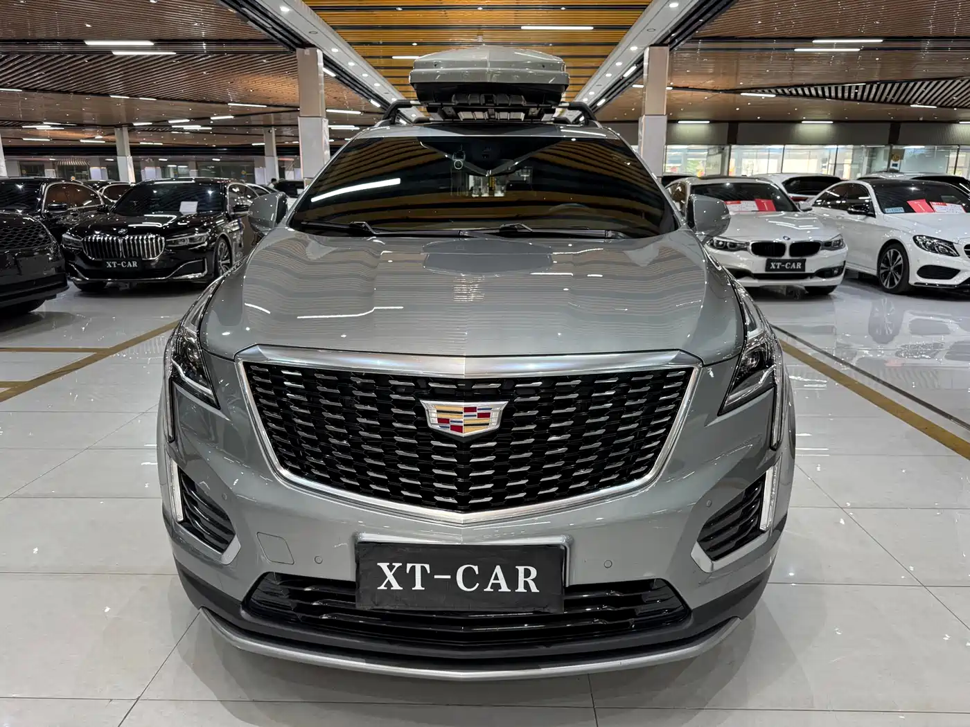 Cadillac XT5 2022 2.0T 2WD Luxury фото 2
