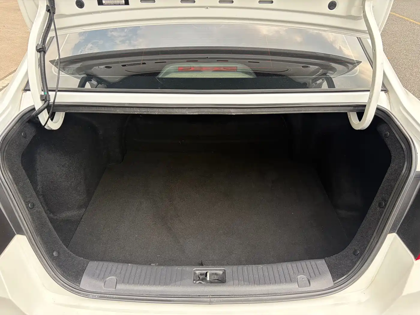 Photo 10 - Changan Eado