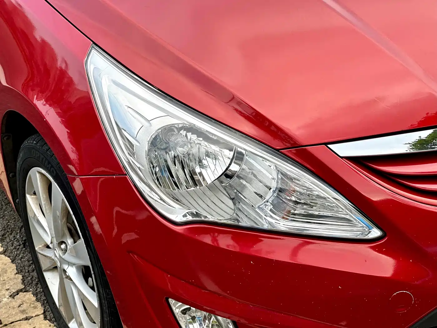 Hyundai Verna 2010 Sedan 1.4L Automatic Fashion GT фото 15