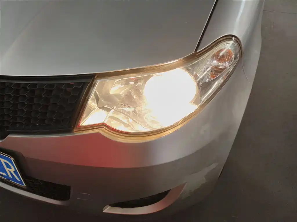 Wuling Motors Wuling Hongguang 2014 2010 1.2L Basic (China IV)