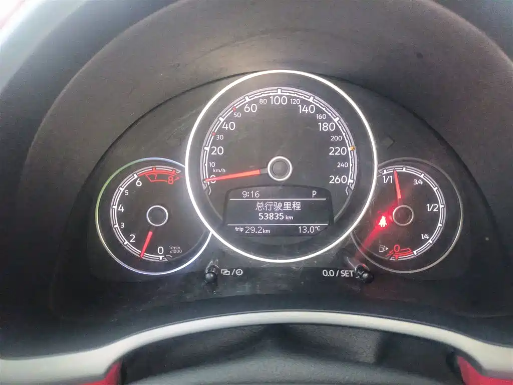 Volkswagen Beetle 2018 180TSI Easy Joy Edition фото 12