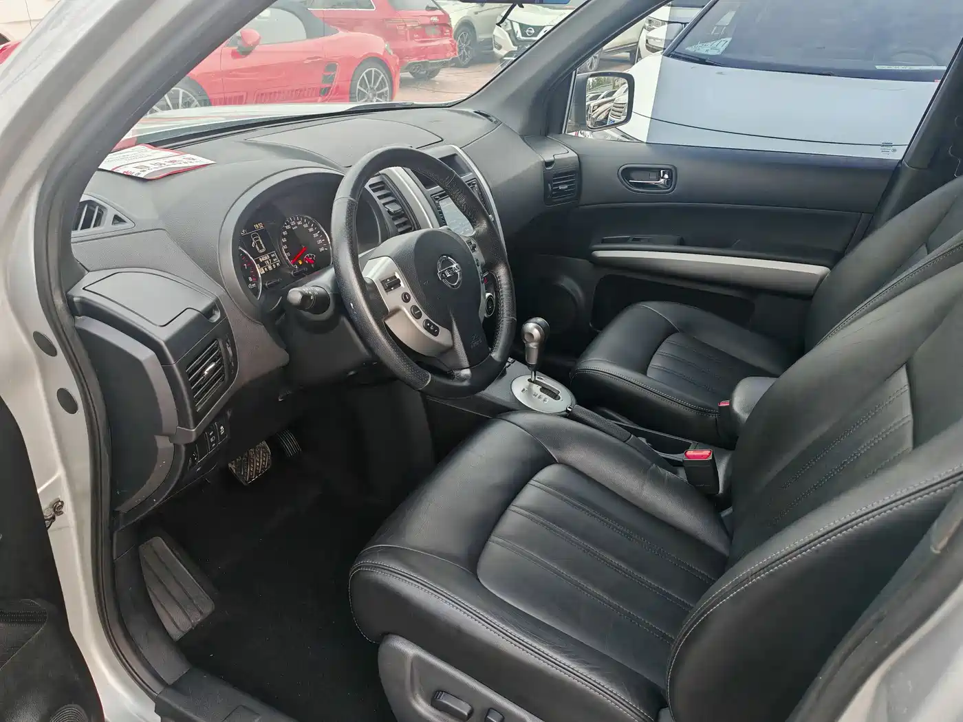 Фото 3 - Nissan X-Trail
