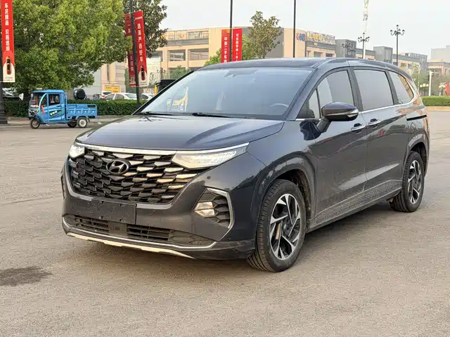 HYUNDAI KUSTU