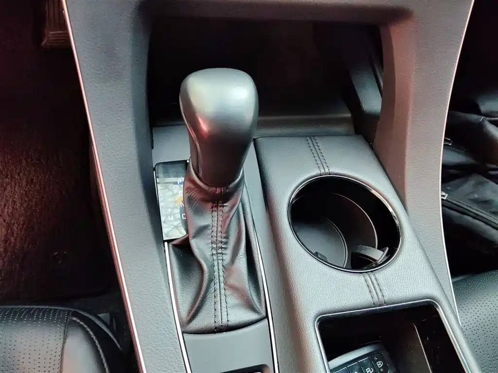 Toyota Avalon 2019 2.0L Luxury Edition (China VI) фото 14