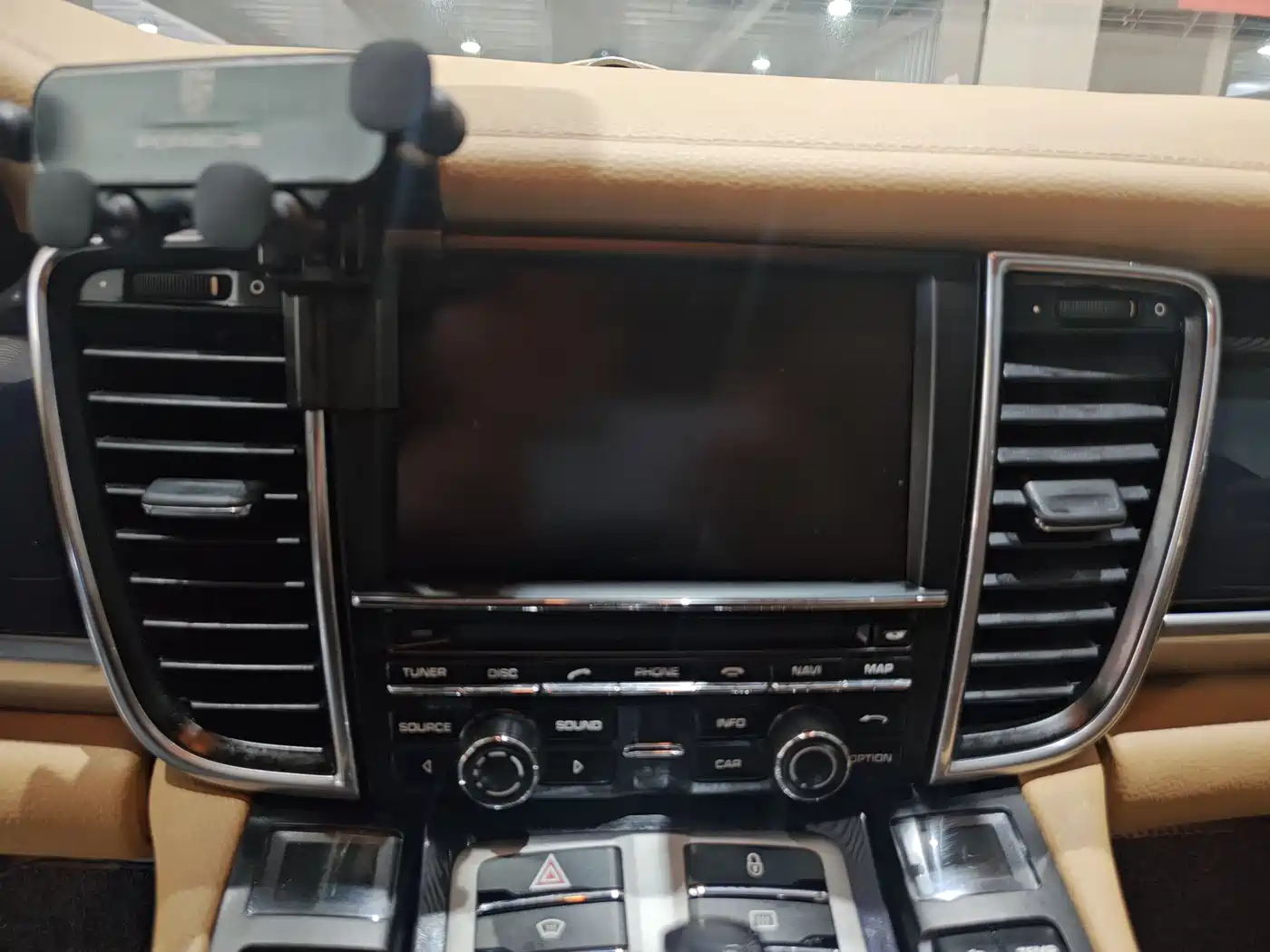 Porsche Panamera 2010 Model Panamera 4S 4.8L фото 26