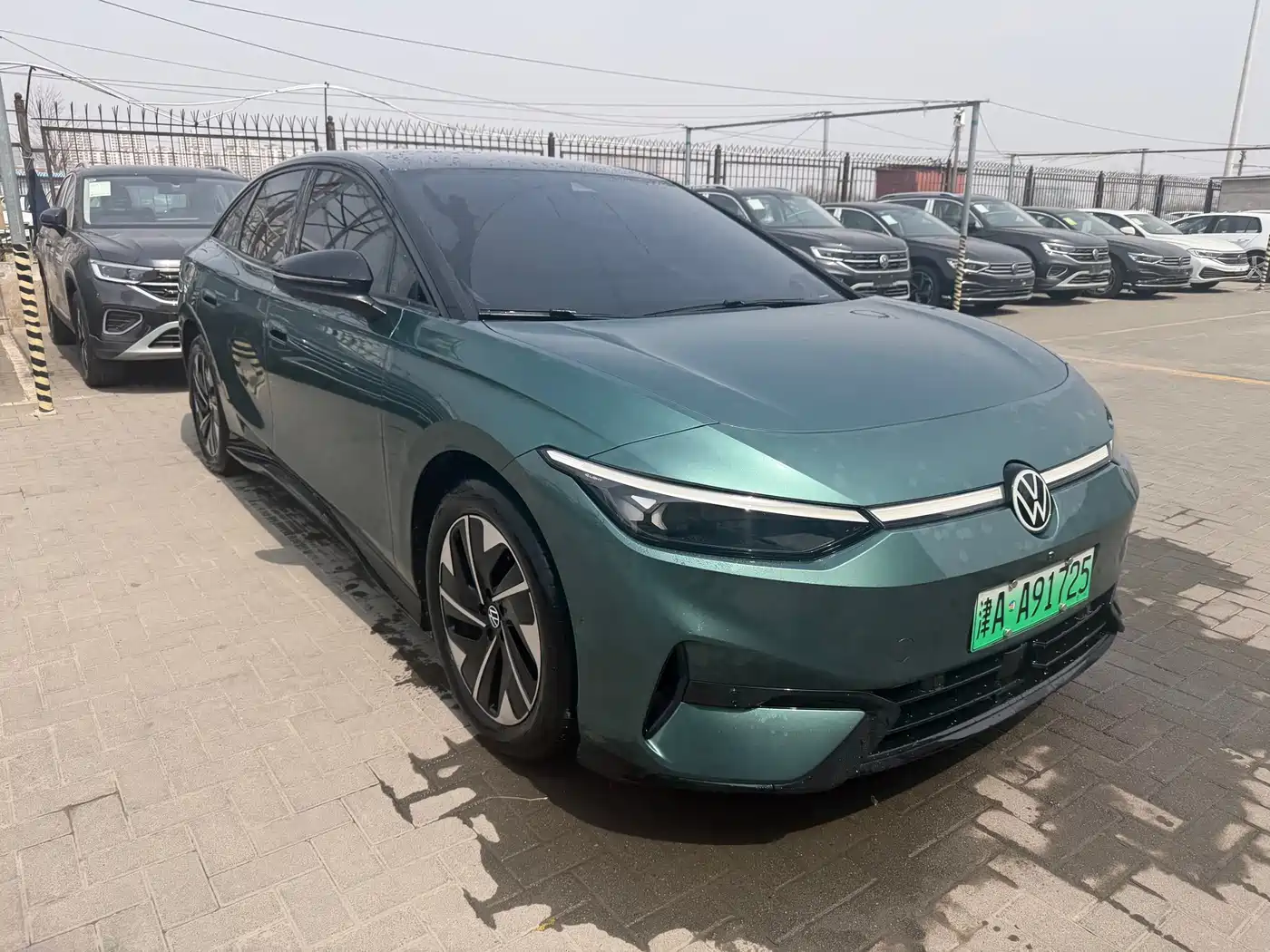 VOLKSWAGEN ID.7 VIZZION