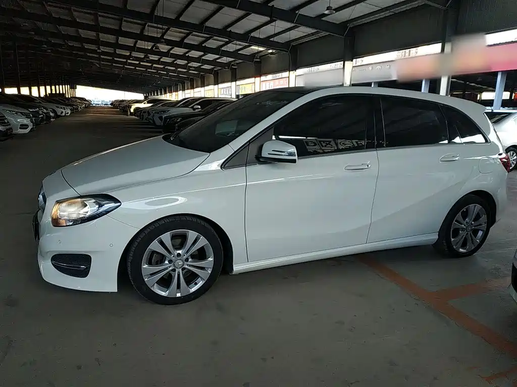 Mercedes-Benz B-Class 2015 B 200 Dynamic фото 21