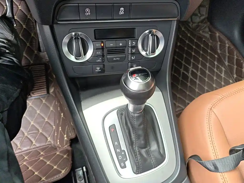 Audi Q3 2015 35 TFSI Progressive фото 14