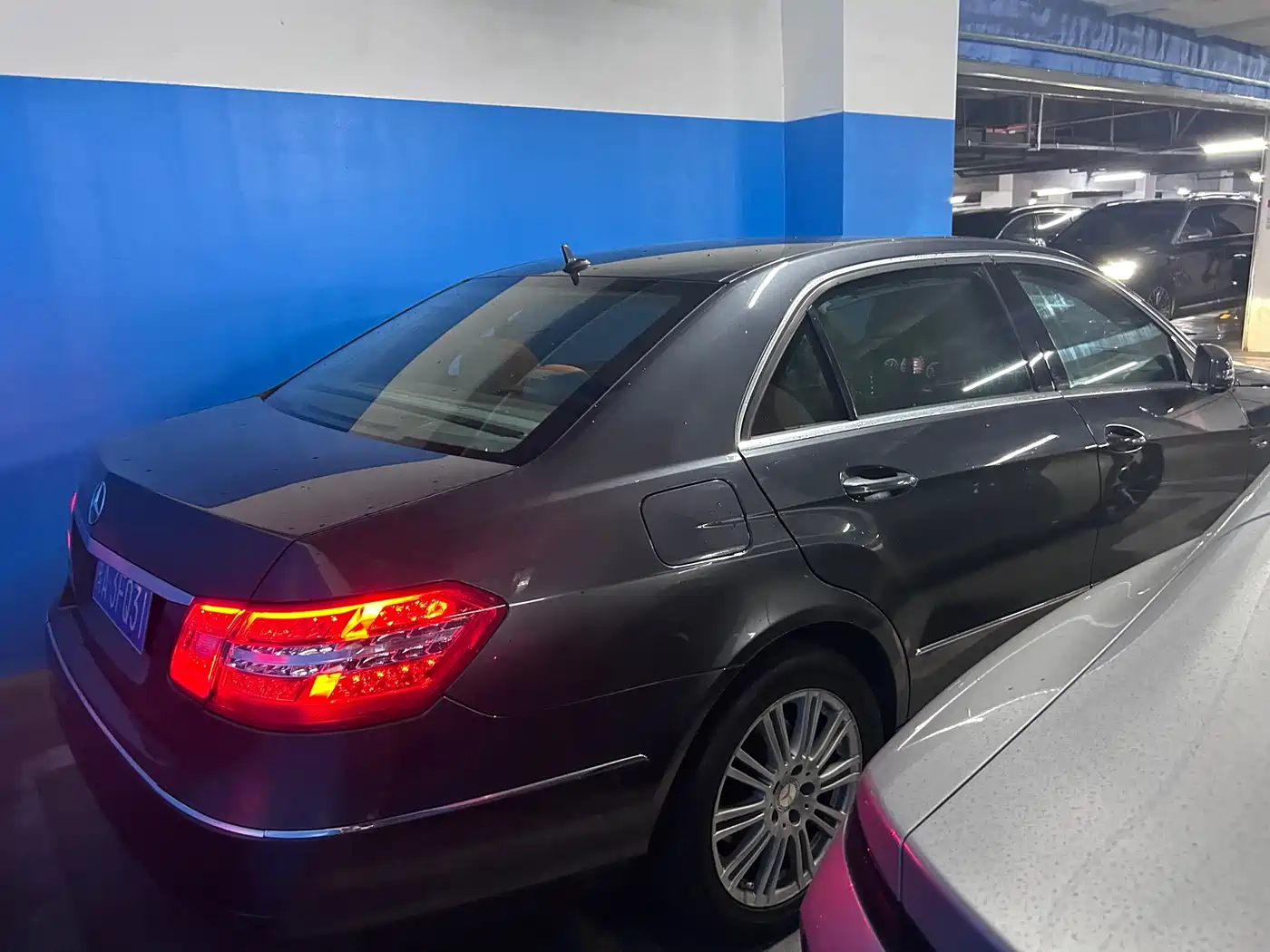 Mercedes-Benz E-Class 2011 2011 E 260 L CGI Fashion