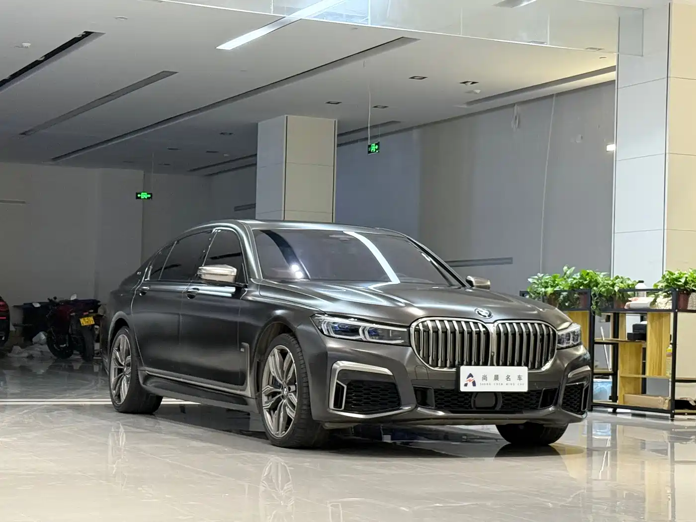 BMW 7 Series 2019 M760Li xDrive V12 Sport Package фото 3