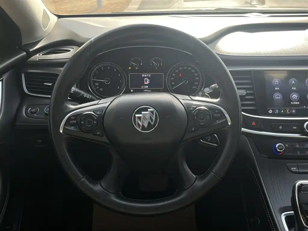 BUICK LACROSSE