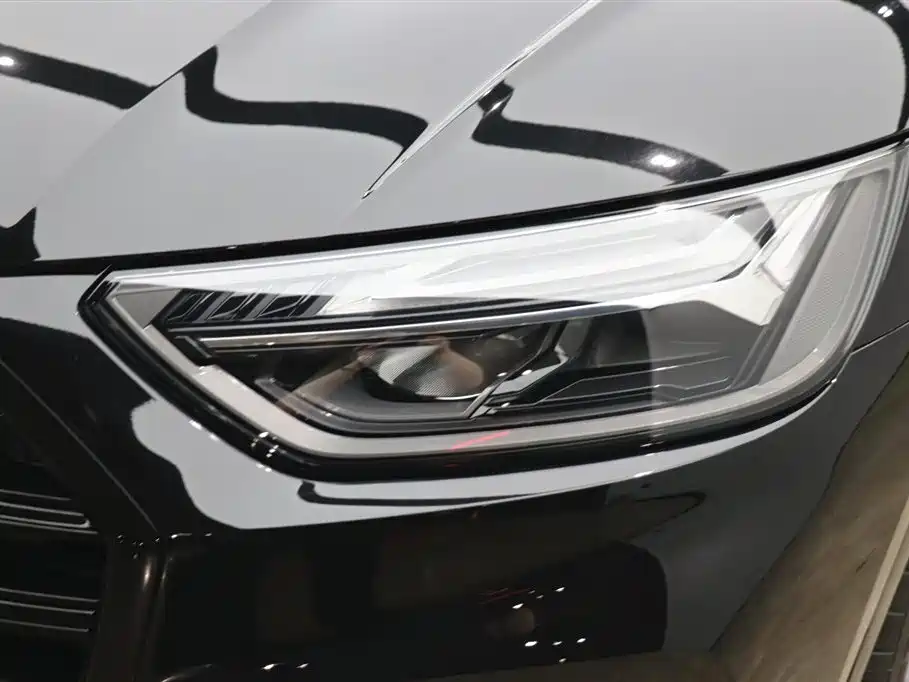 Audi Q5L 2023 45T Luxury Dynamic фото 28